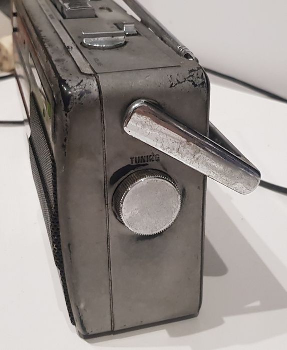 Radiomagnetofon Satellite