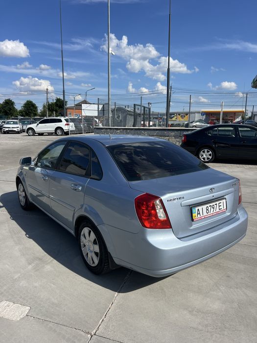 Продам Daewoo Gentra