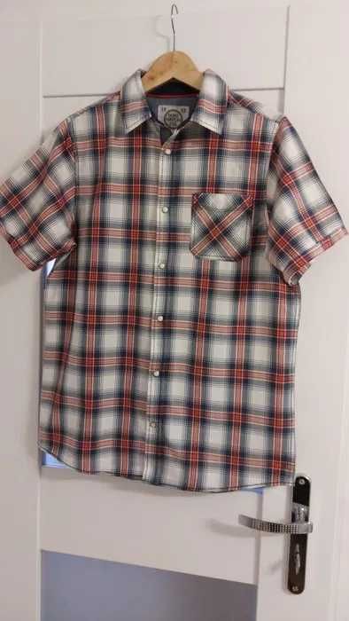 Sprzedam koszulę męską firmy C&A na wzrost 182cm, stan idealny.