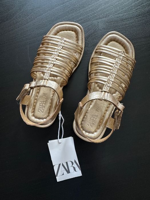 Босоніжки дитячі Zara р. 29 (17,4 см)