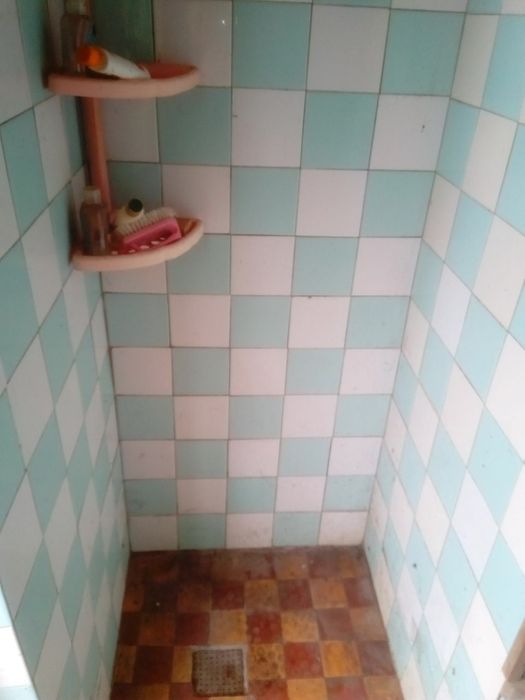 Продам два  приватизированных  земельных участка на одном участке доми