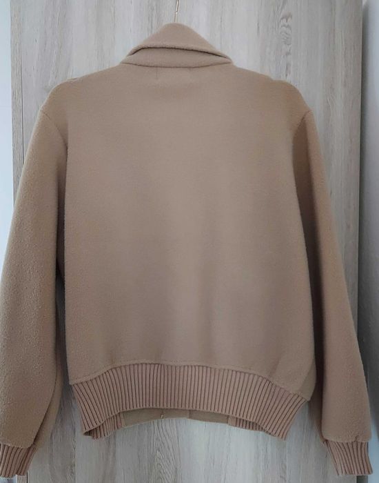 Casaco quente e confortável