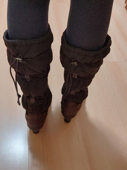 Zapatos Graceland e Botas Replay 39