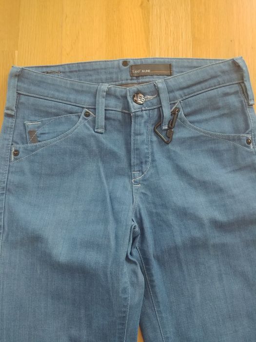 Spodnie LEE, bluzka i sweter