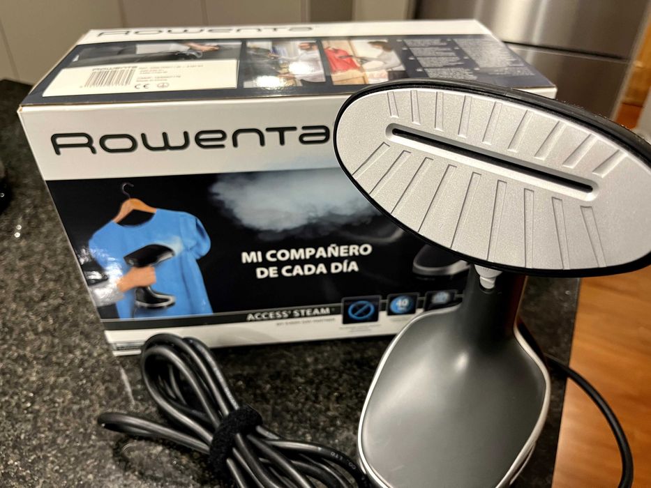 Ferro Escova de Vapor Rowenta DR8150D1