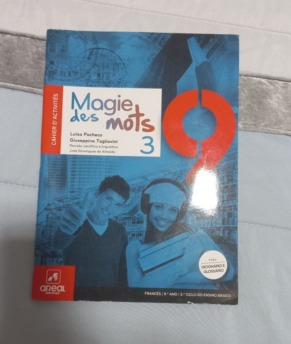 Caderno de atividades 9° ano: Português, inglês, francês e história