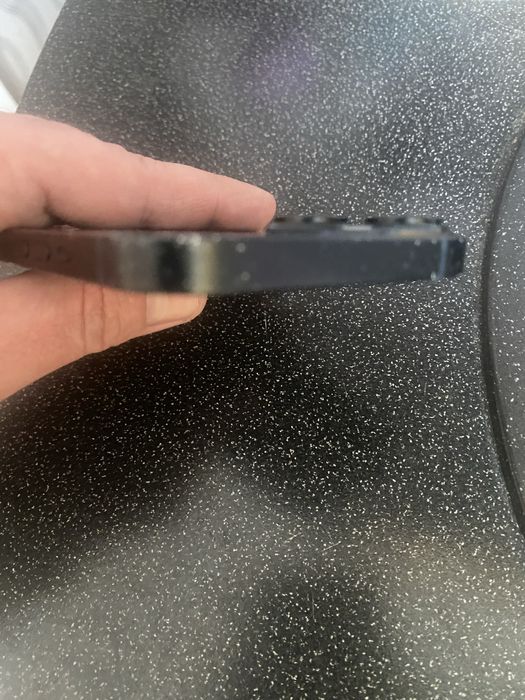 Продам iPhone 14 256gb