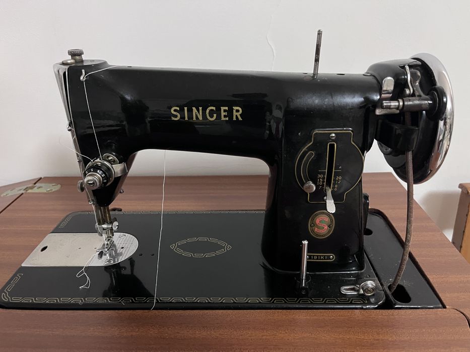Máquina de costura Singer