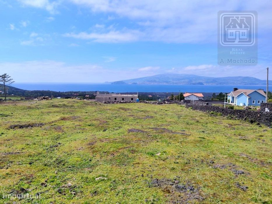 TERRENO com Vista Mar - Criação Velha, Madalena, Ilha do Pico, Açores