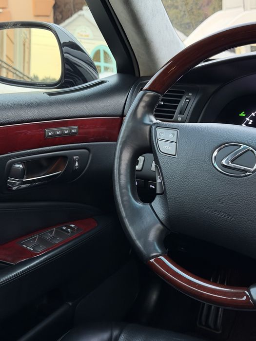 Продам Lexus LS460 L OTTOMAN 2007