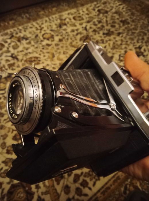 Câmara Fotográfica Vintage Nettar Zeiss Ikon dos anos 40