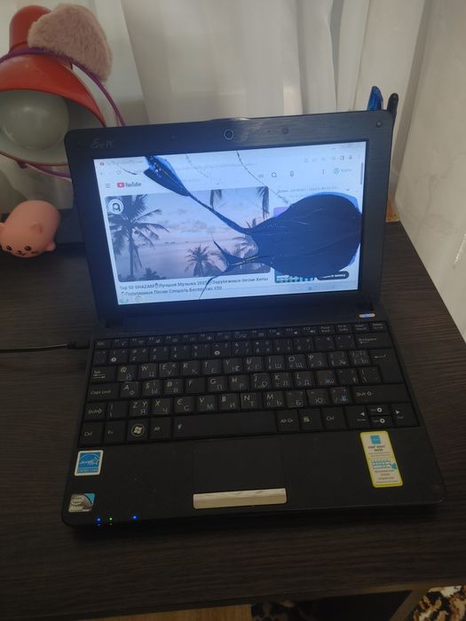 Продам нетбук Асус.