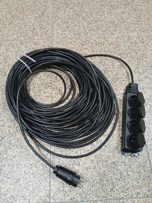 Extensão shuko 45 metros  Nova