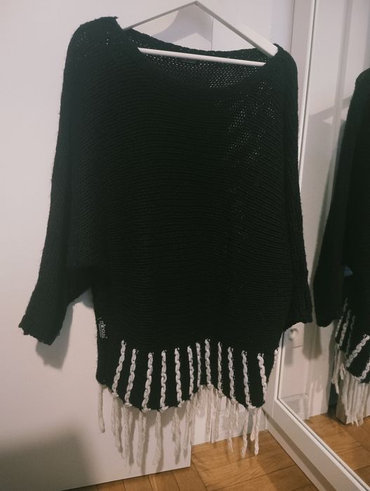 Sweter damski czarny