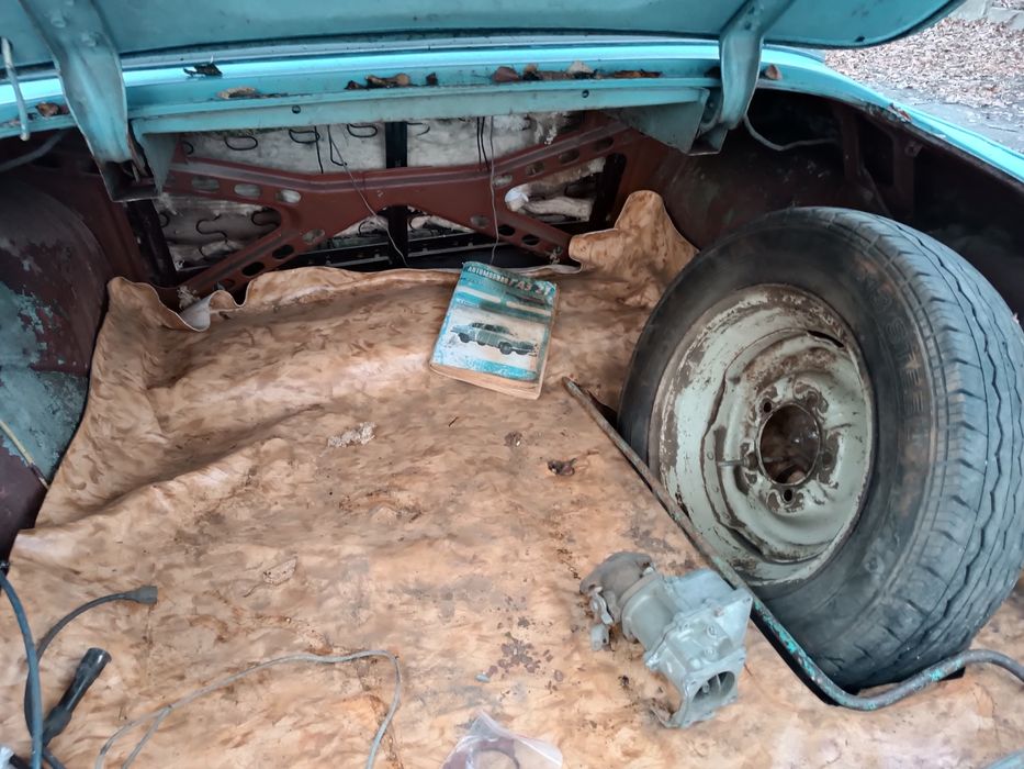 Продам лайнер Газ 21