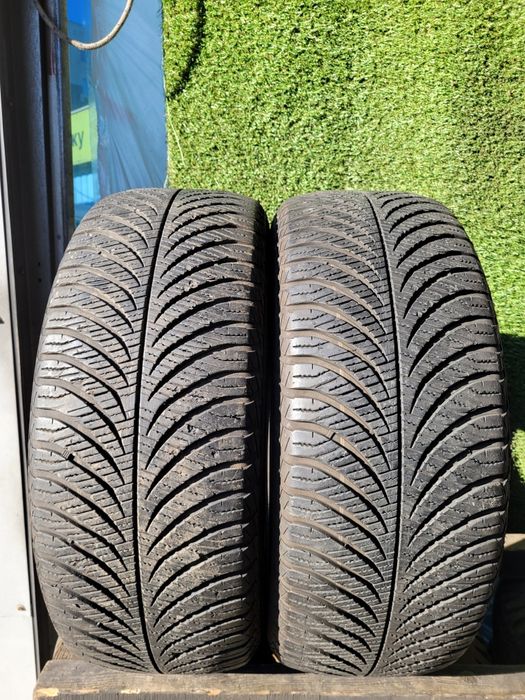 215 55 17 - Купити шини для авто Коцюбинське - Ціна на OLX.ua