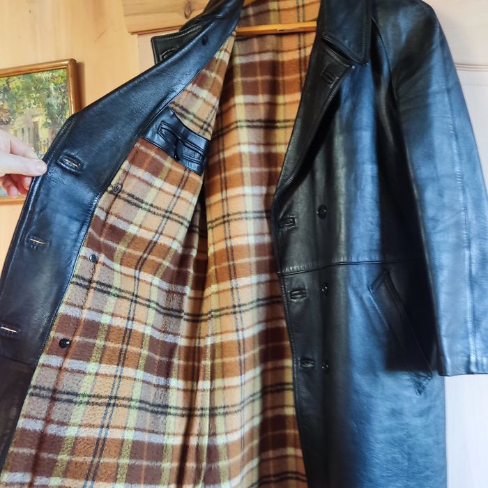 Вінтаж. Стильний шкіряний тренч