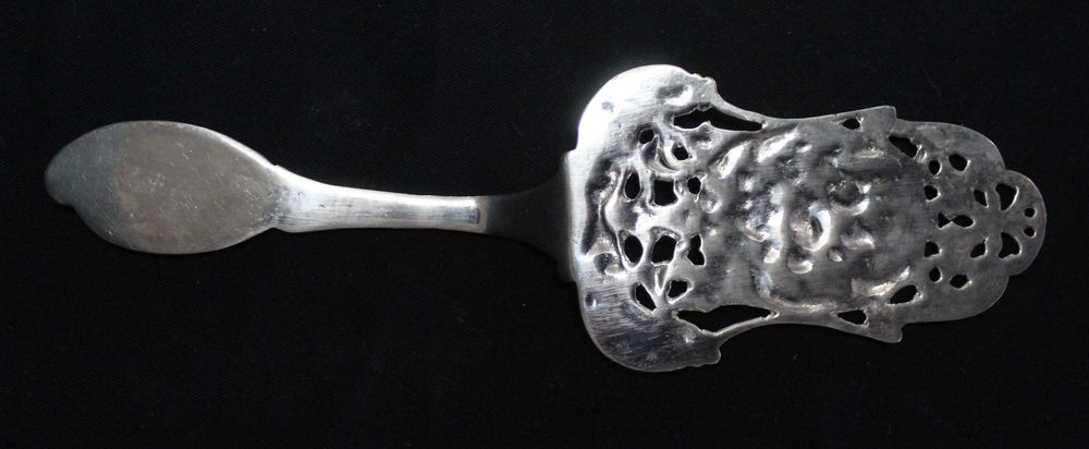 Pá de bolo de metal / Estilo renascentista