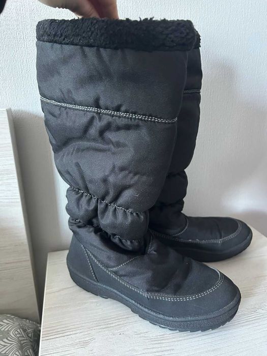 Жіночі зимові чоботи