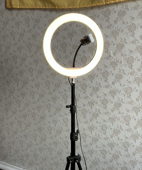 Штатив з лампою (розкладається на 2 метри)