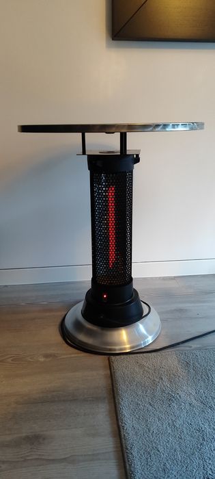 Mesa exterior elétrica