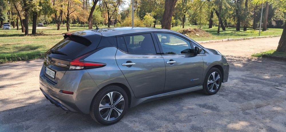 Продам Nissan Leaf 62кв