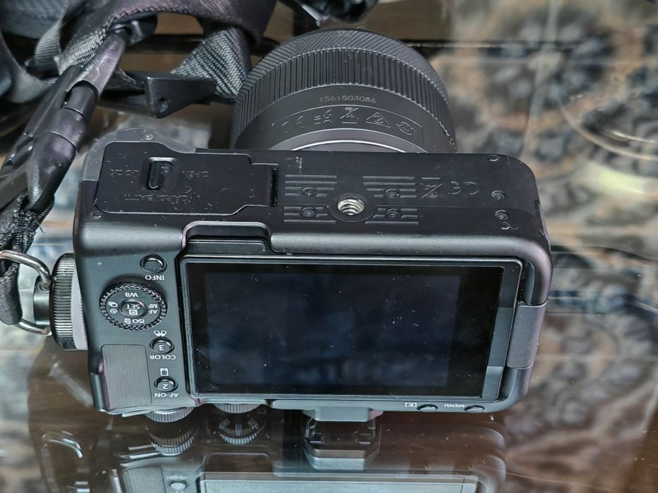 Canon Eos-r 50v + RF 14-30