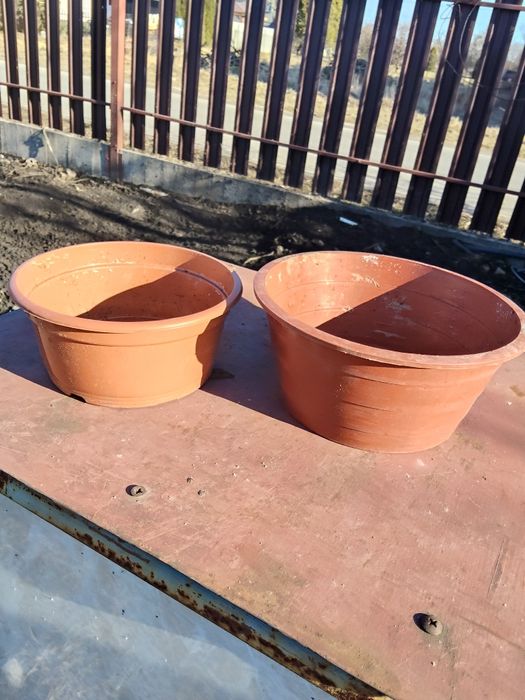 Doniczki do chryzantem