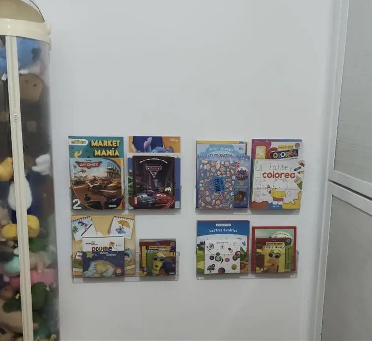 Prateleiras acrilica para livros