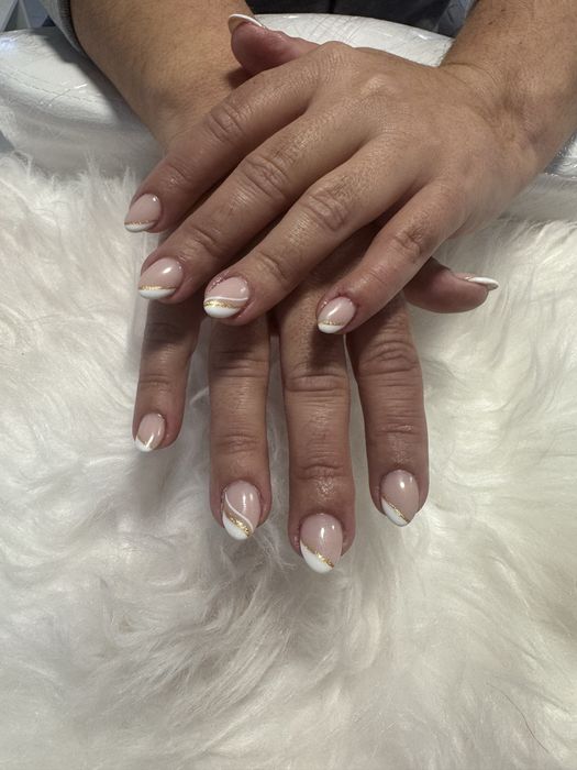 Unhas de gel manutencao 14€