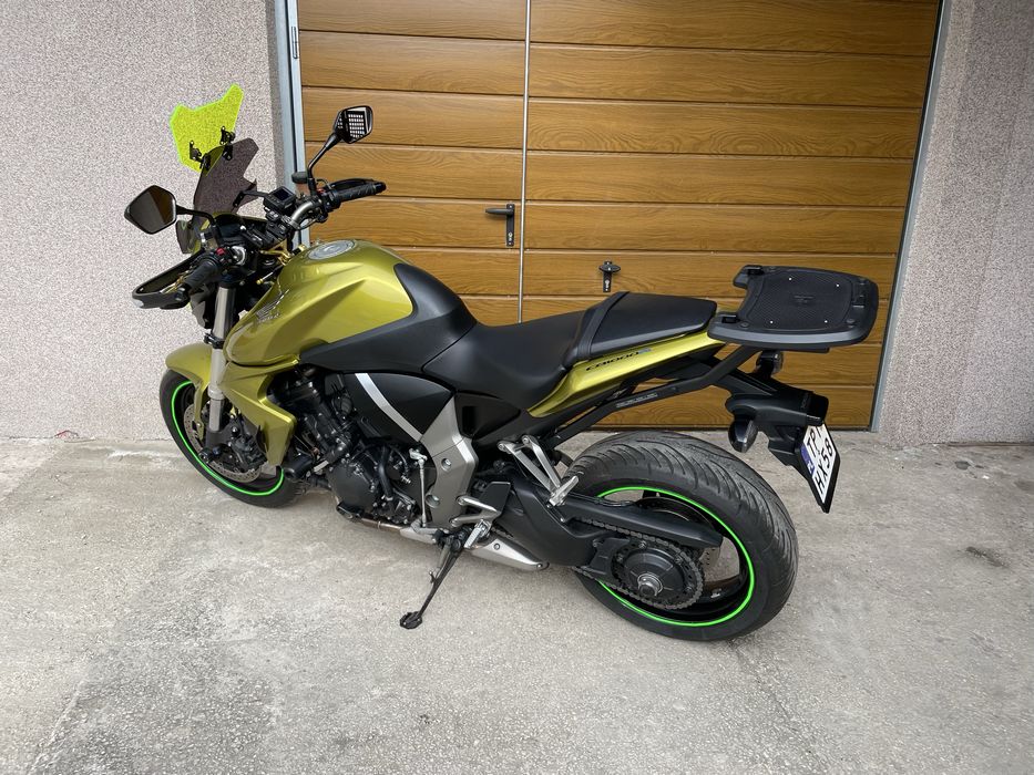 Honda CB 1000R, prywatnie,mały przebieg, salon polska stan bdb
