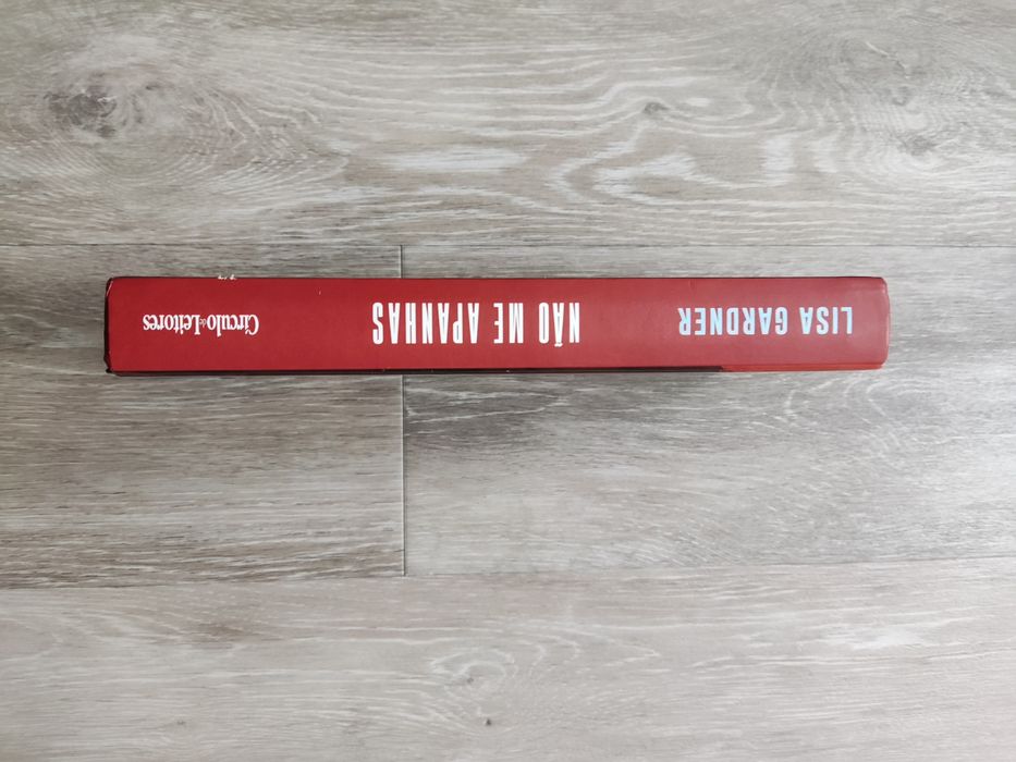 Livro "Não me apanhas" Lisa Gardner