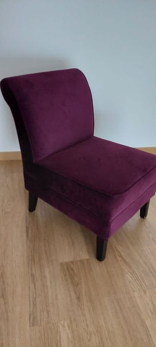 Cadeirão de sala em veludo