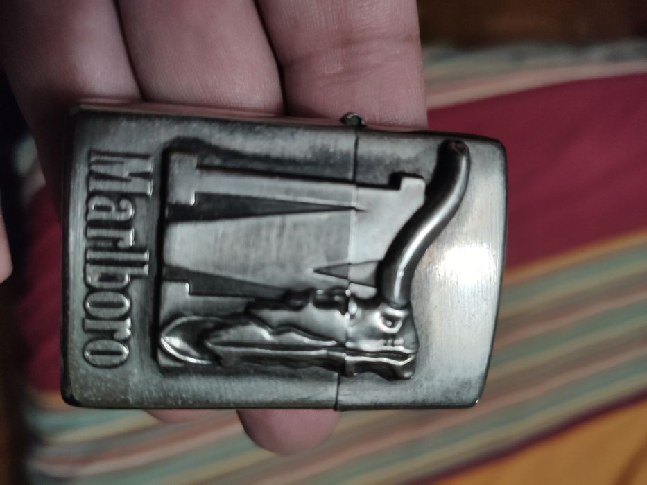 Isqueiro Zippo Marlboro