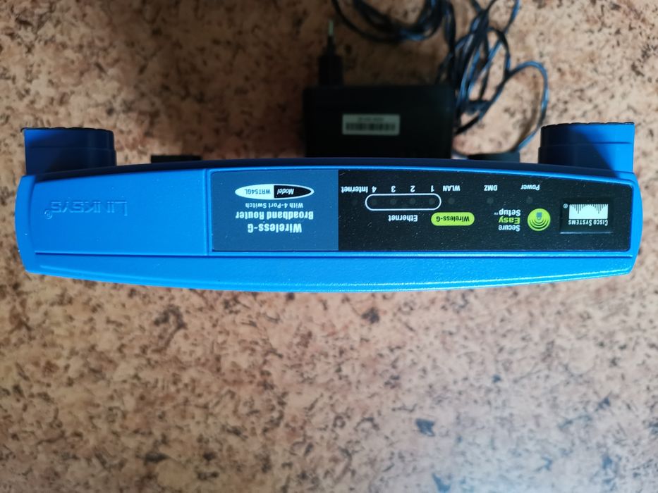 Linksys WRT54GL Router64585674777987122