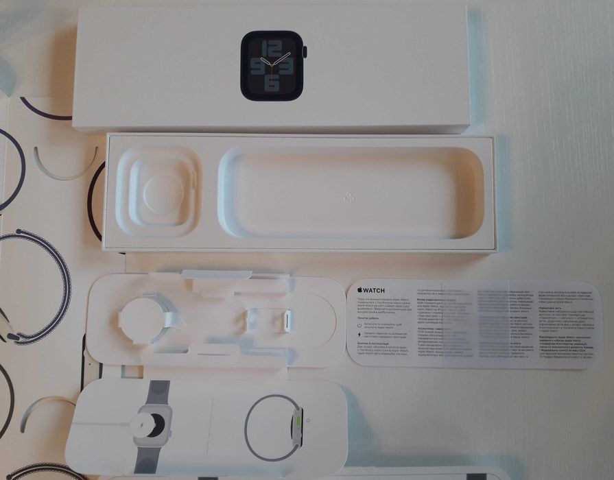 Apple Watch SE (Gen2) 40mm Midnight (A2722) Puste Pudełka + Książeczki