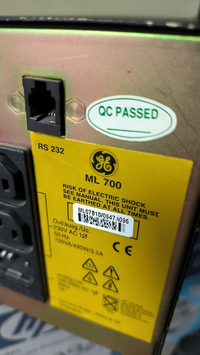 Бесперебойник ИБП UPS  General Electric ML700 синусоида 24в