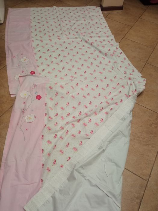 Продам для детской или для кухни готовые шторы на подкладке