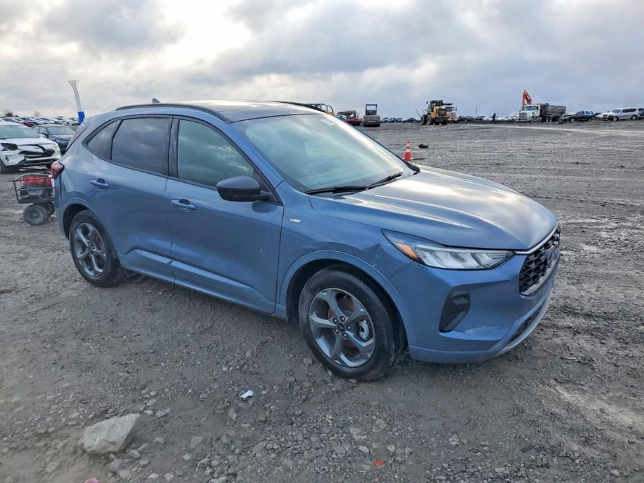 Ford Escape 1.5 / 4x4 / Automat / Benzyna / Panorama