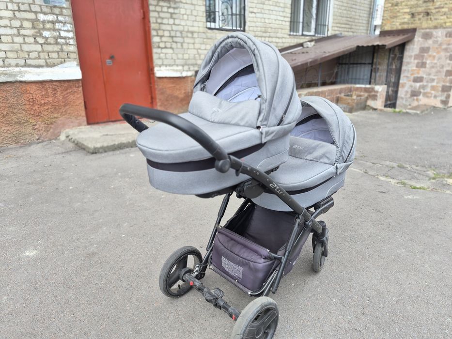 Коляска для двійні EasyGo 2 of Us  2 в 1