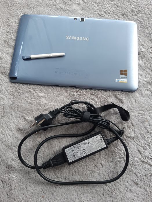 Tablet Samsung xe500t, system Windows, rysik, usb, bluetooth,
