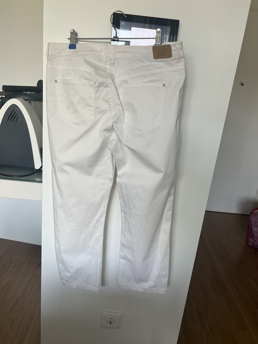 White trousers with elastane, brand Cortefiel, size 42