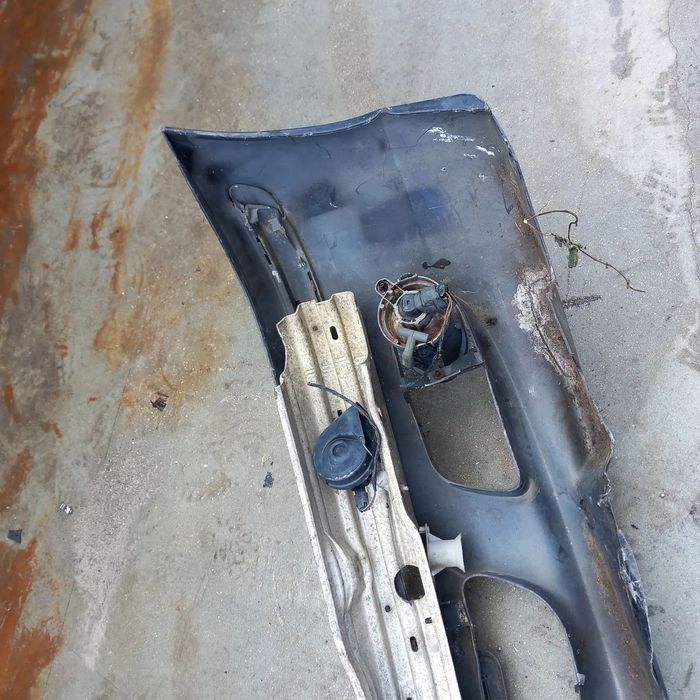 Para choques bmw e46 pack m precisa reparação