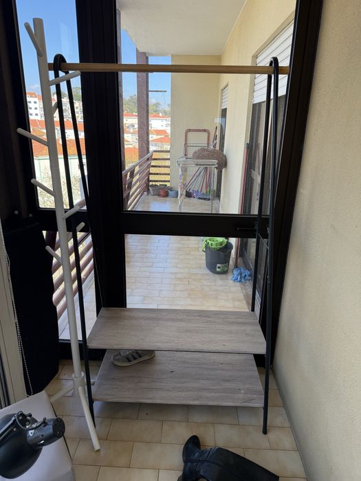 Cabide / charriott em ferro e madeira