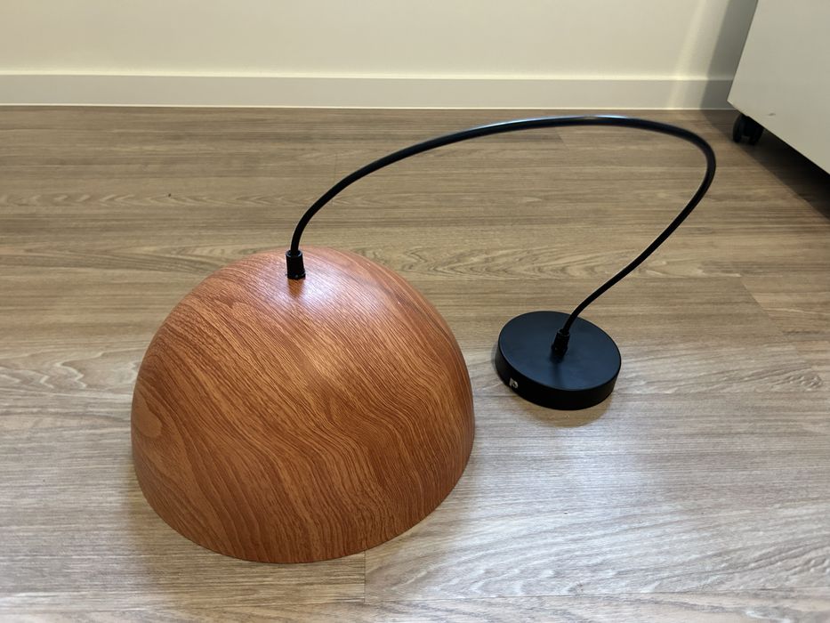 Lampa sufitowa e27, stan bardzo dobry