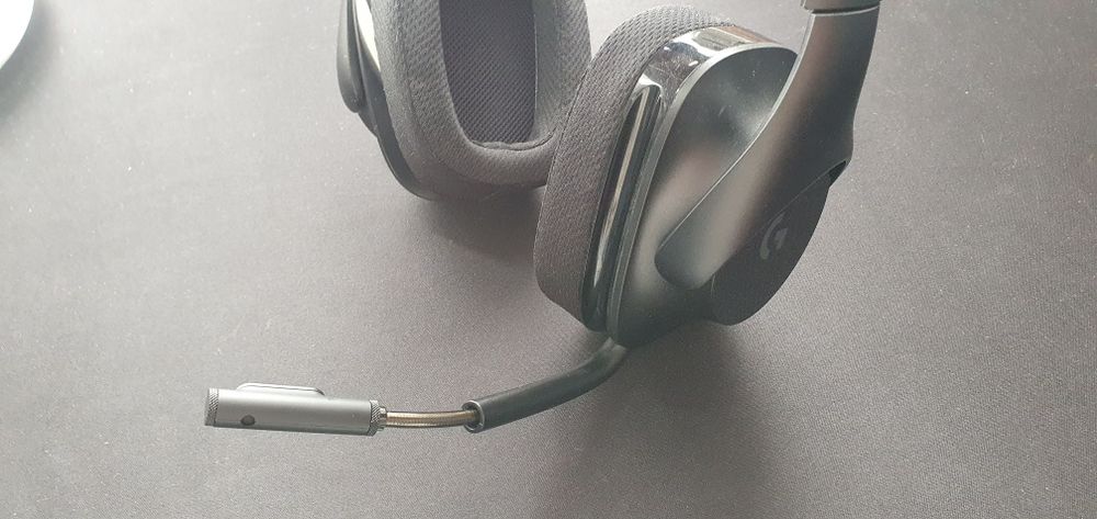 Ігрова гарнітура - бездротові навушники Logitech G533 Wireless Gaming