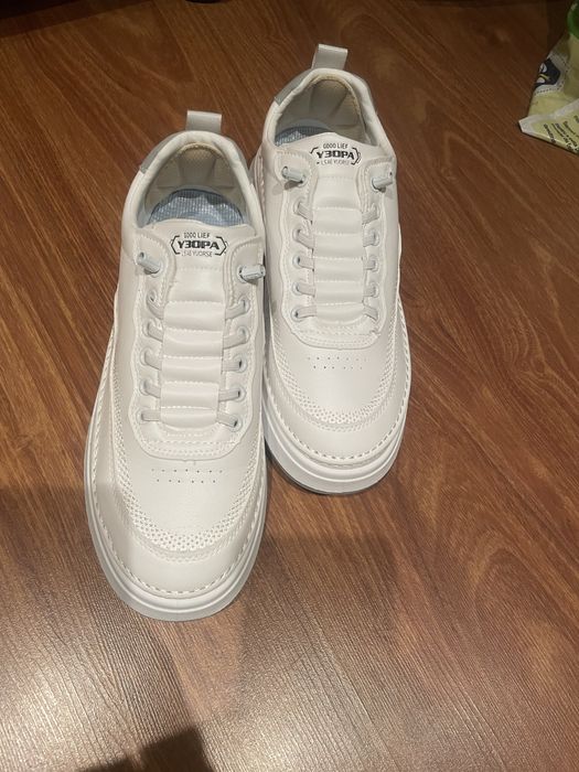 Кроссовки мужские