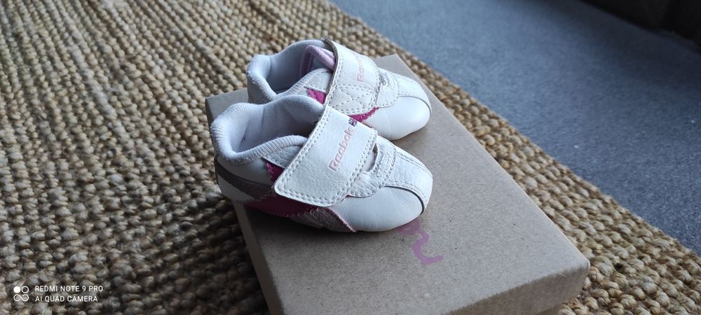 Buciki niemowlęce Reebok, rozmiar 16, 7cm