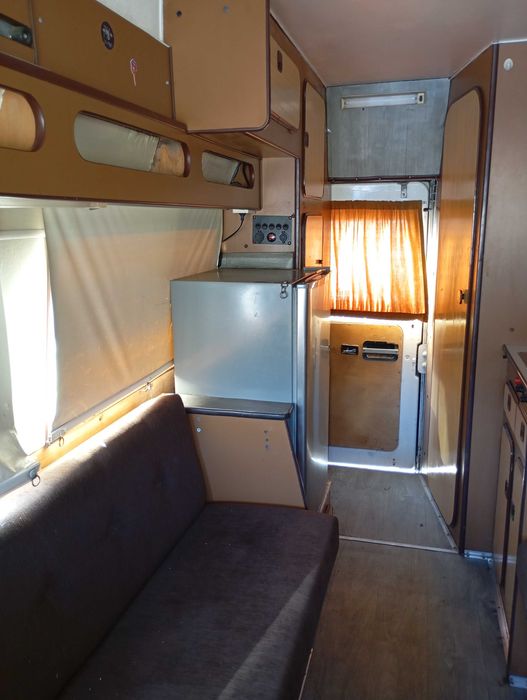 Autocaravana Mercedes 207 D