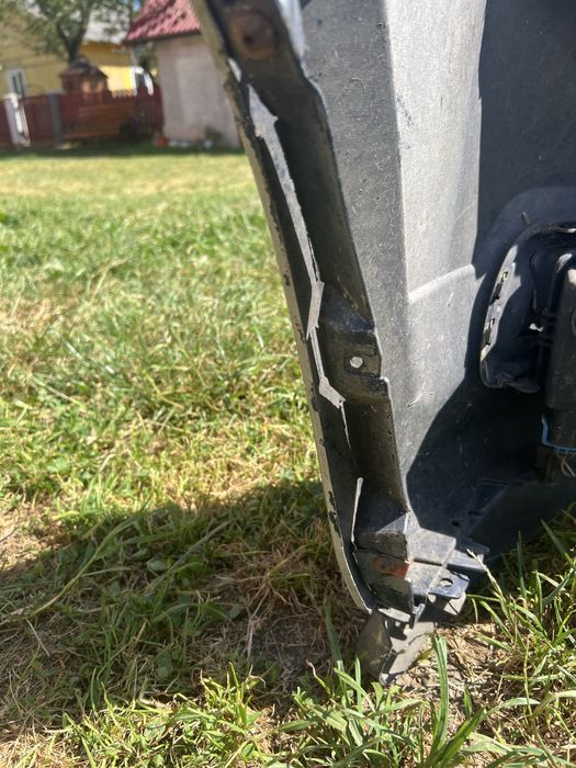 Продам бампер опель вектра с